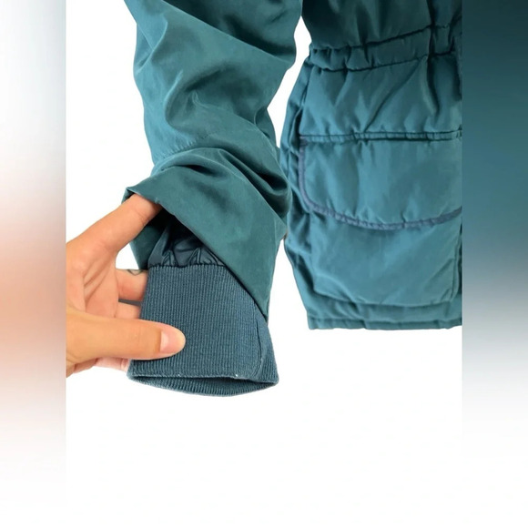 Abercrombie & Fitch blue puffer snow jacket - Picture 5 of 6